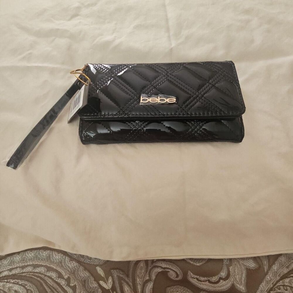 Bebe Cameron Bshine Quilted Trifold Wallet Black